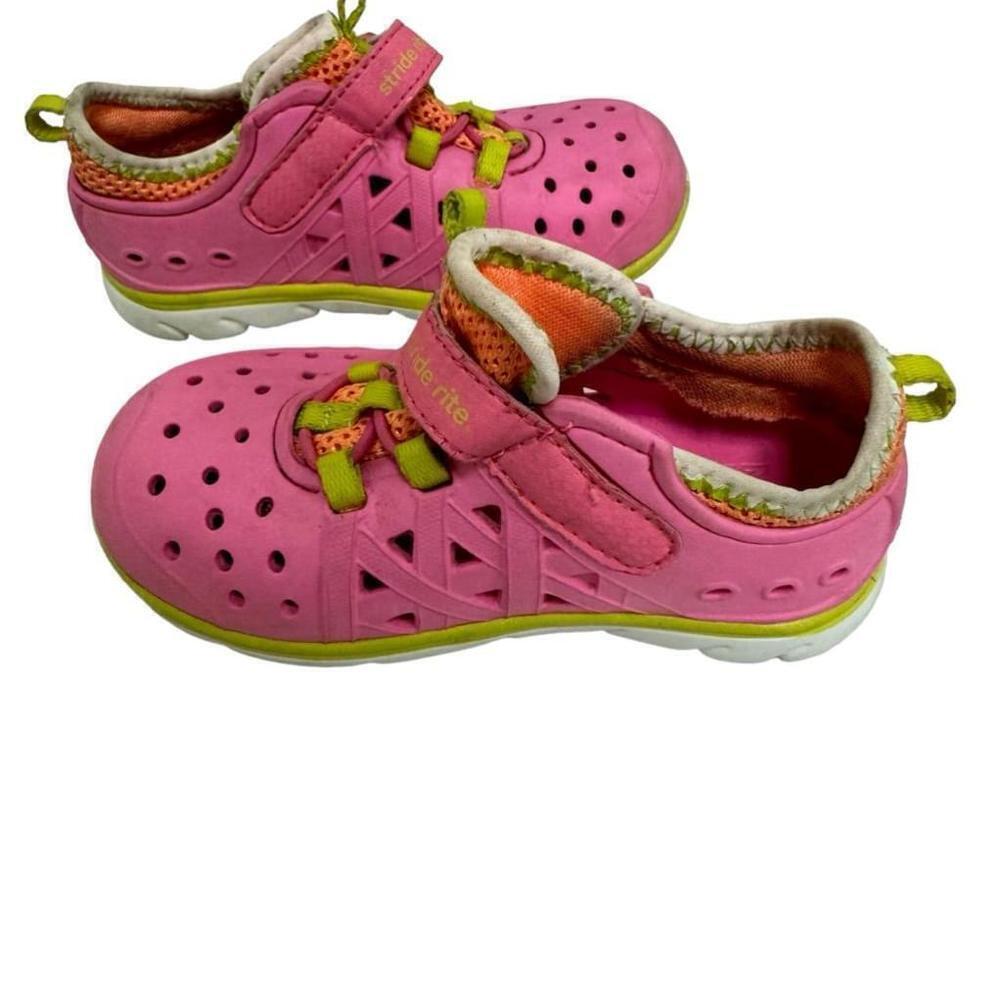 Girls Stride Rite Pink Water Shoes Size 8